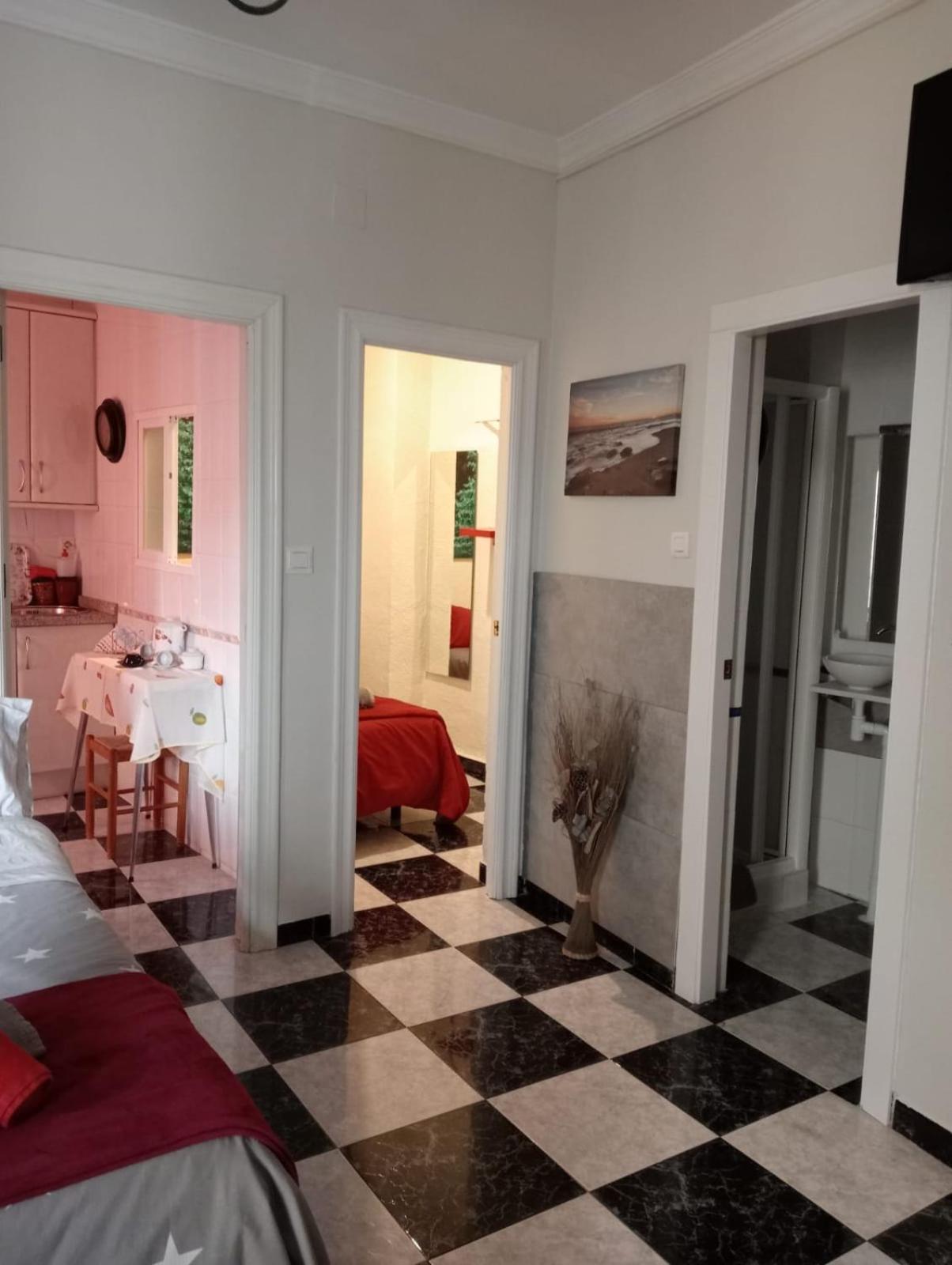 Apartamentos Oscar Granada Bilik gambar