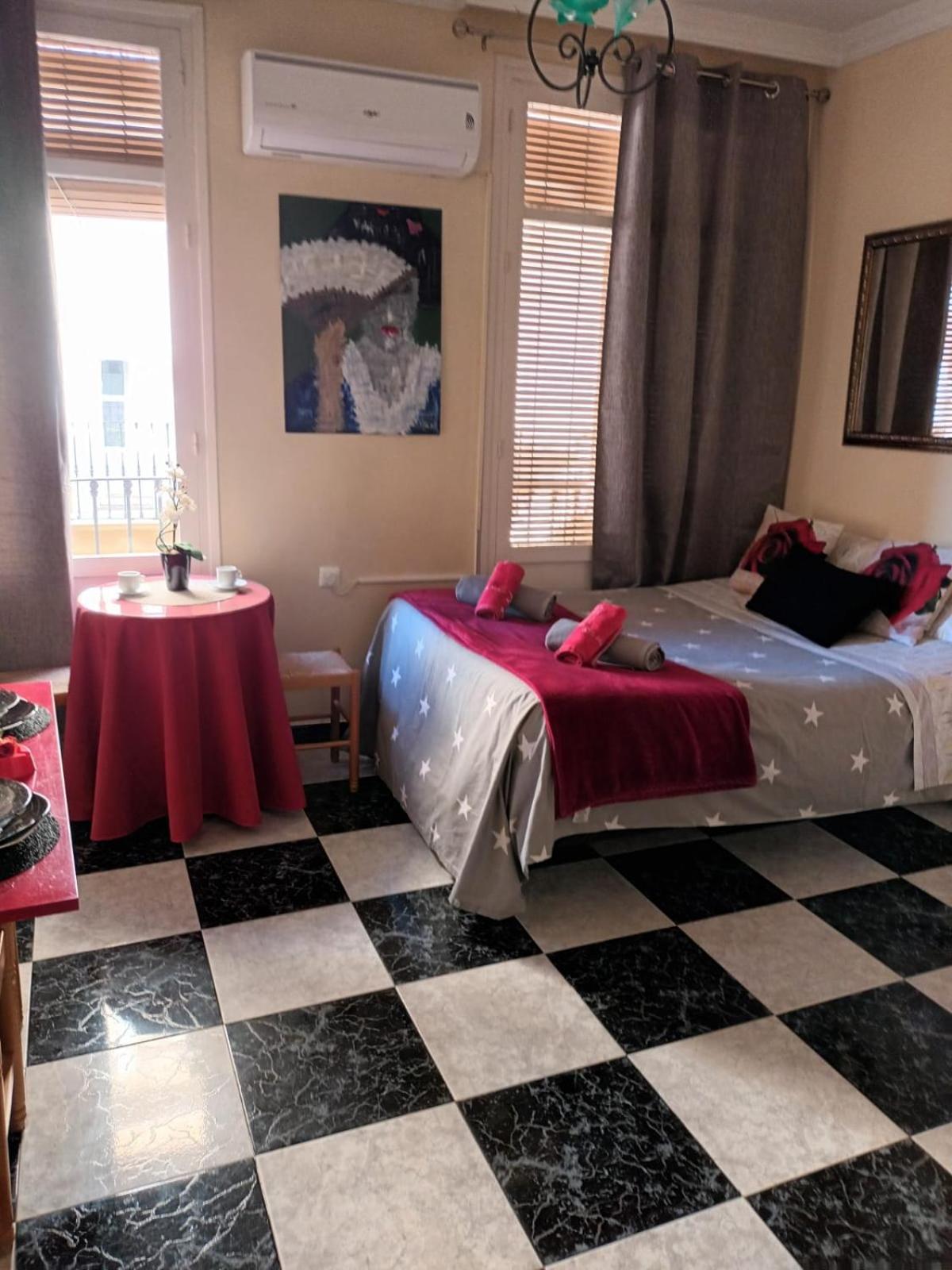 Apartamentos Oscar Granada Bilik gambar